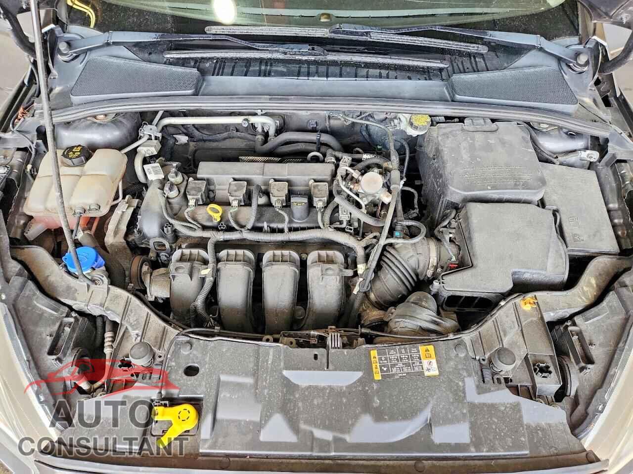 FORD FOCUS 2015 - 1FADP3F20FL280295