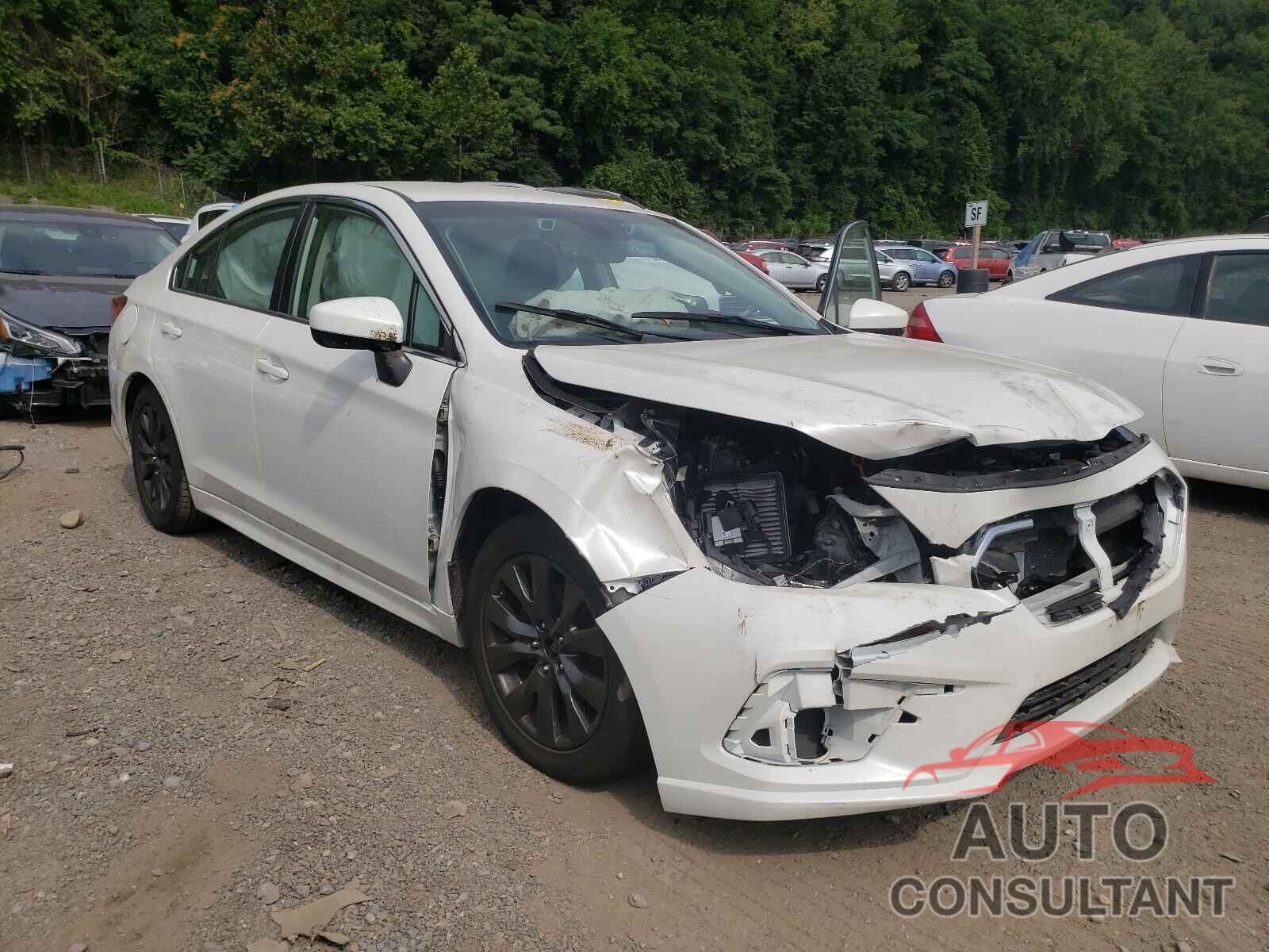 SUBARU LEGACY 2019 - 4S3BNAF65K3037834