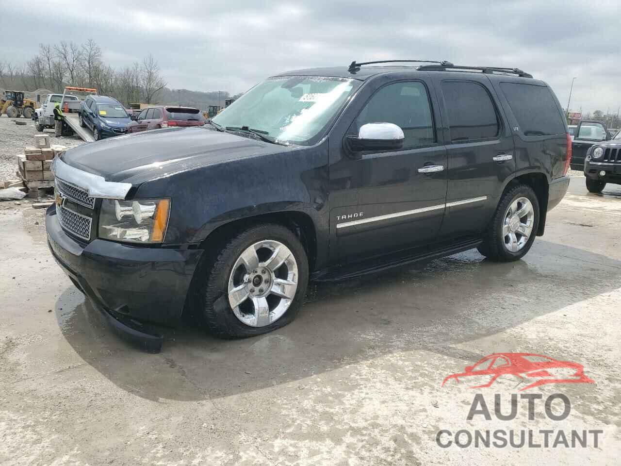 CHEVROLET TAHOE 2011 - 1GNSKCE03BR298773