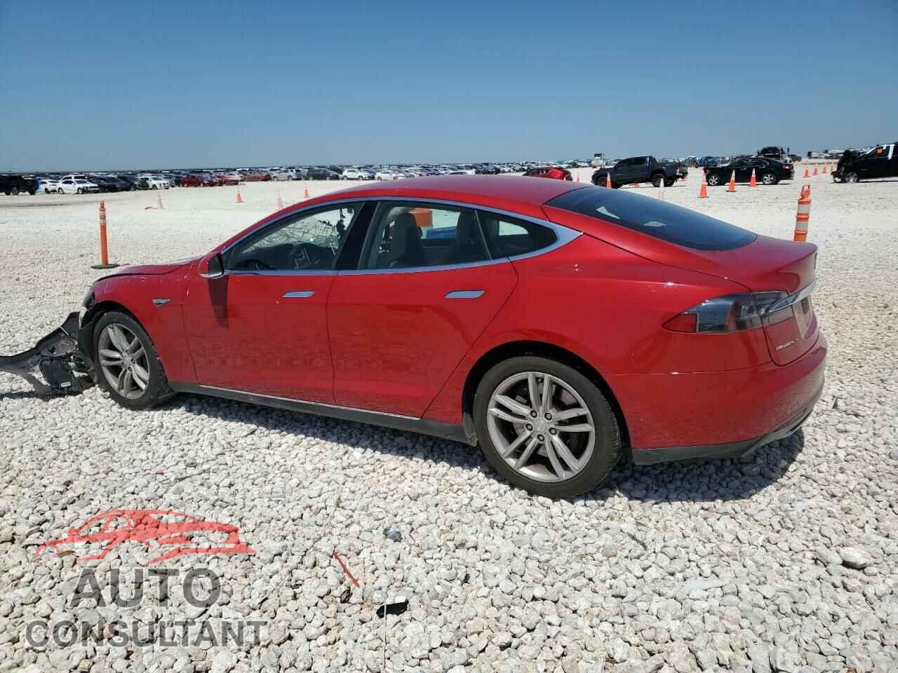 TESLA MODEL S 2013 - 5YJSA1CN1DFP26864