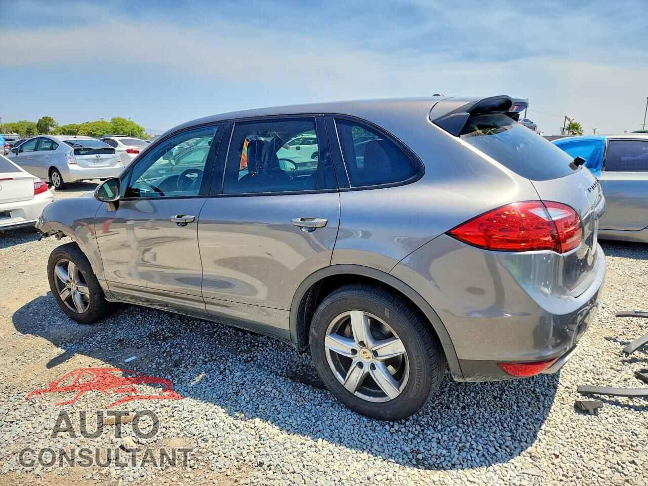 PORSCHE CAYENNE 2012 - WP1AA2A21CLA02645