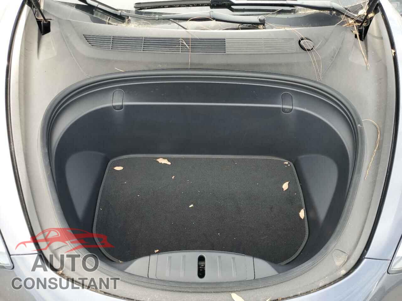 TESLA MODEL 3 2018 - 5YJ3E1EB3JF119596