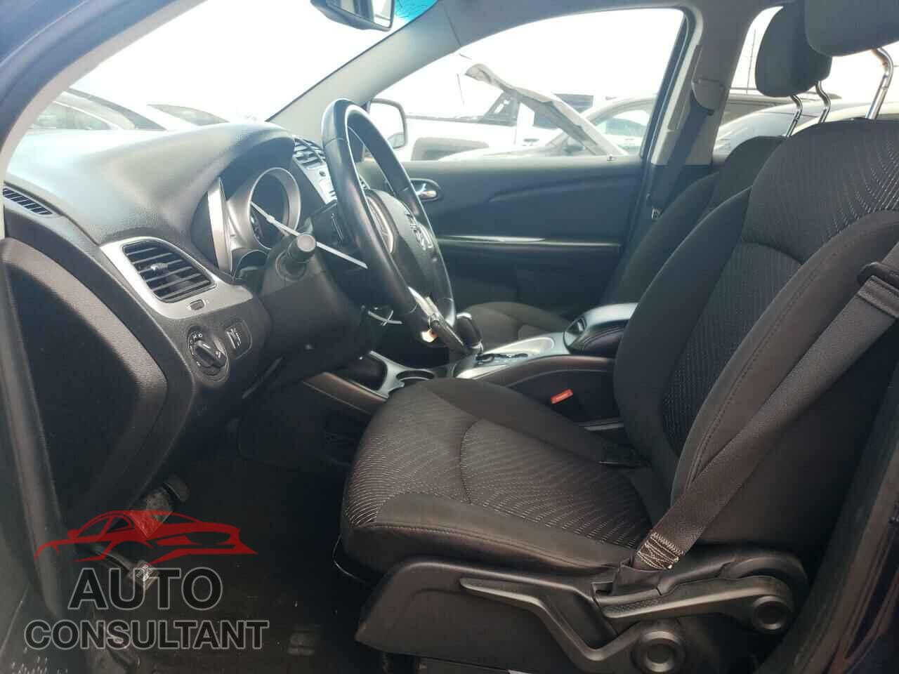 DODGE JOURNEY 2017 - 3C4PDCBB7HT674180