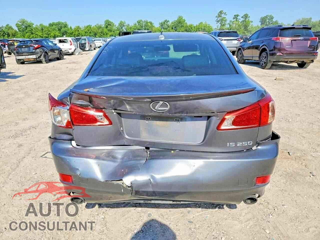 LEXUS IS 2012 - JTHBF5C22C5175180