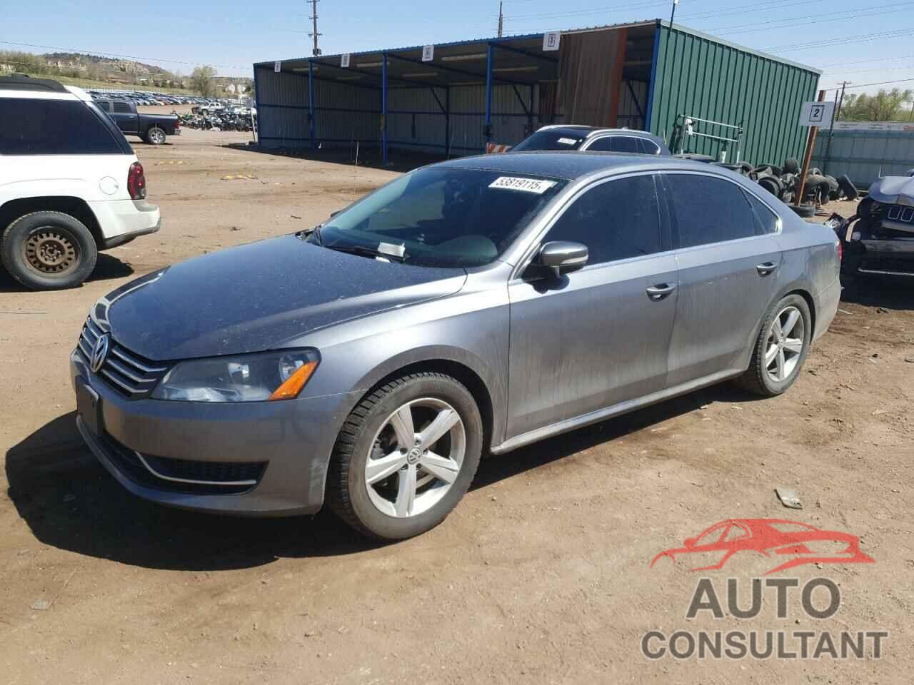 VOLKSWAGEN PASSAT 2013 - 1VWBH7A39DC102594