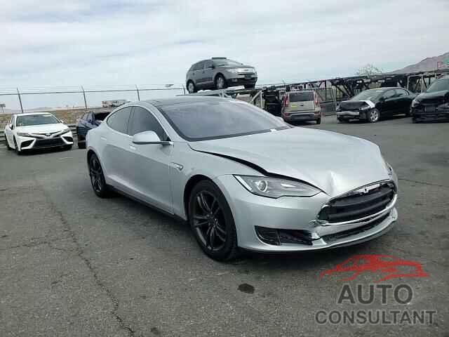 TESLA MODEL S 2013 - 5YJSA1CG0DFP22581
