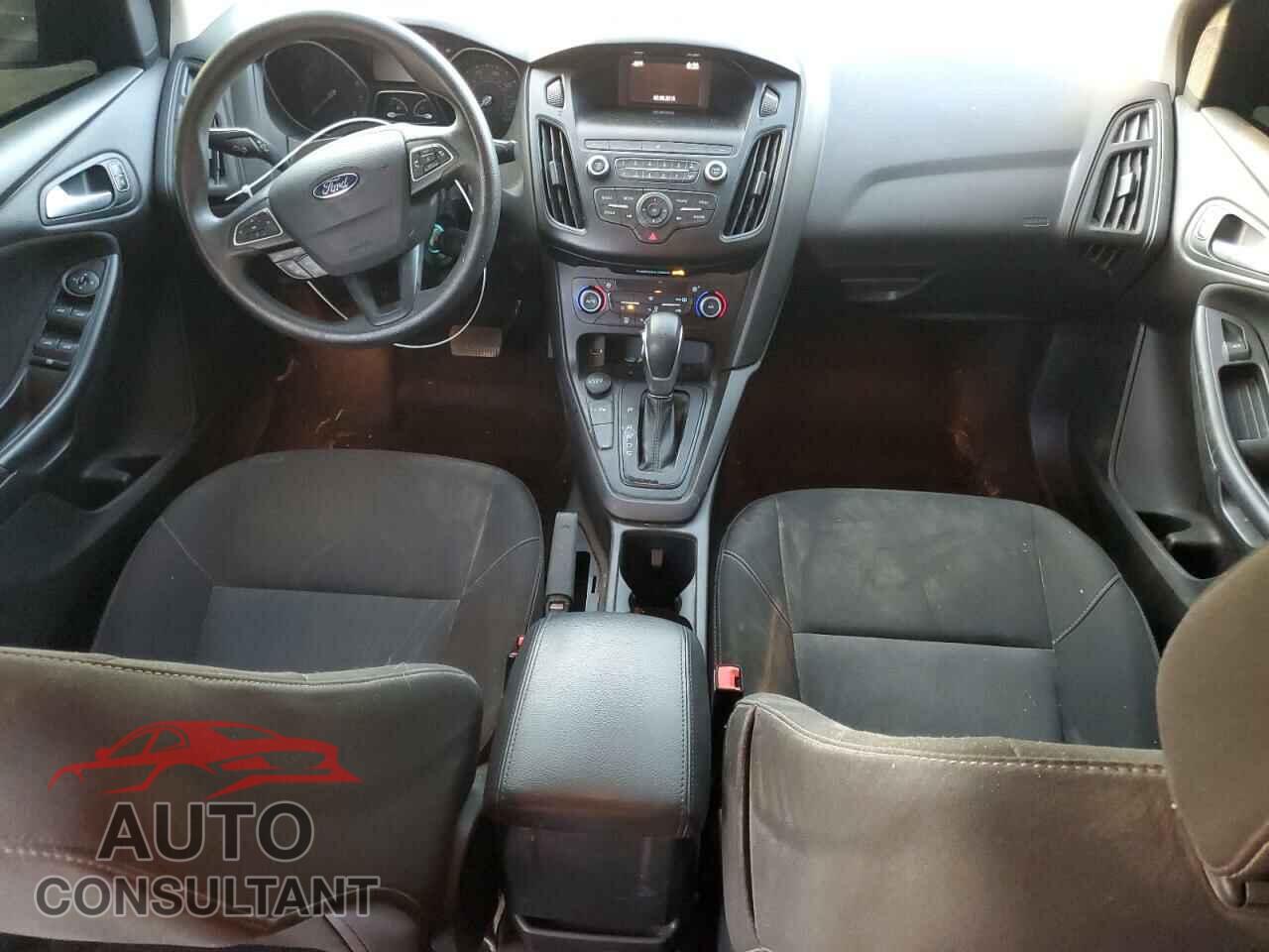 FORD FOCUS 2018 - 1FADP3FE9JL208482