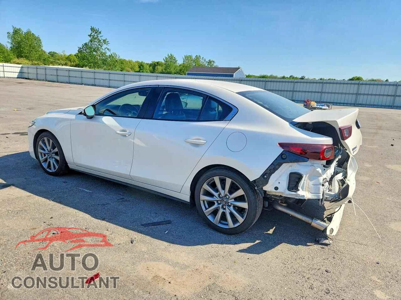 MAZDA 3 2023 - 3MZBPACM8PM374837