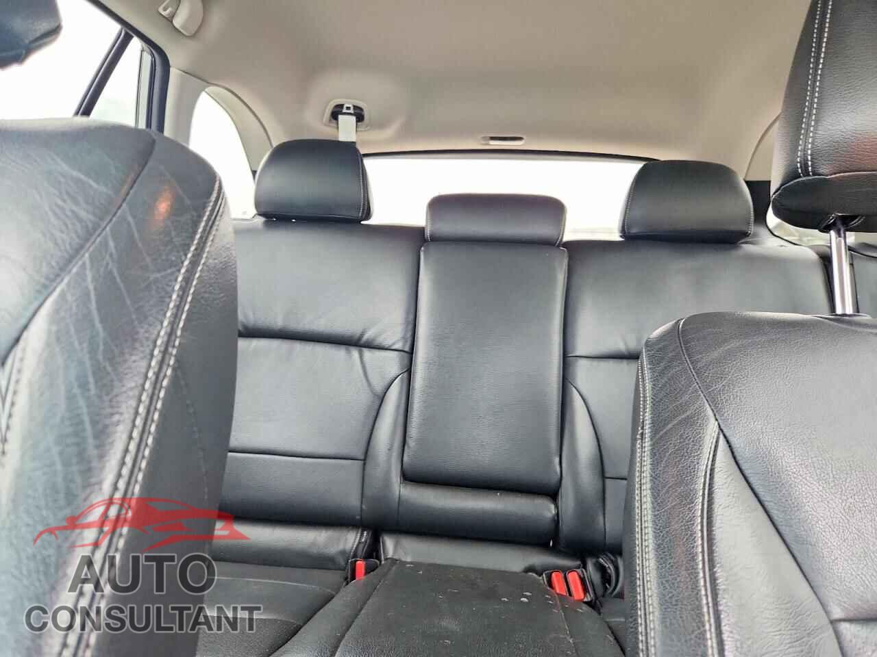 SUBARU OUTBACK 2017 - 4S4BSACC4H3350381