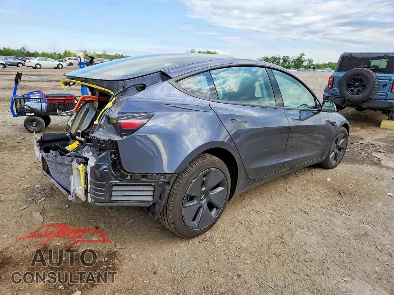 TESLA MODEL 3 2023 - 5YJ3E1EA3PF711175