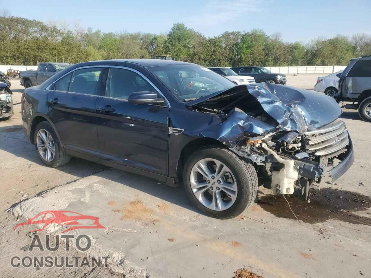 FORD TAURUS 2017 - 1FAHP2E82HG115569