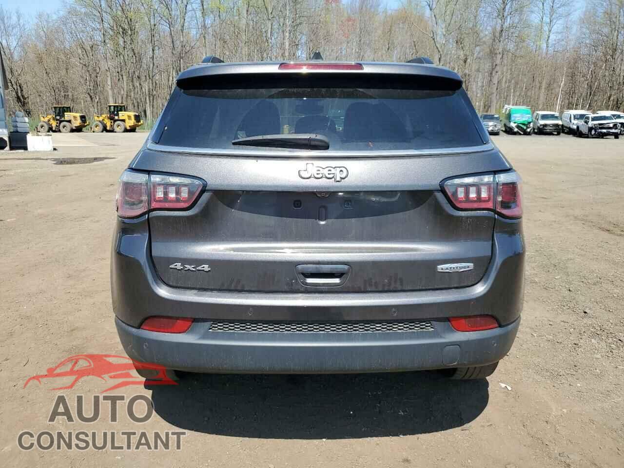 JEEP COMPASS 2018 - 3C4NJDBB5JT303871