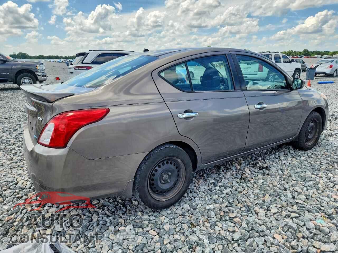 NISSAN VERSA 2016 - 3N1CN7AP0GL892771