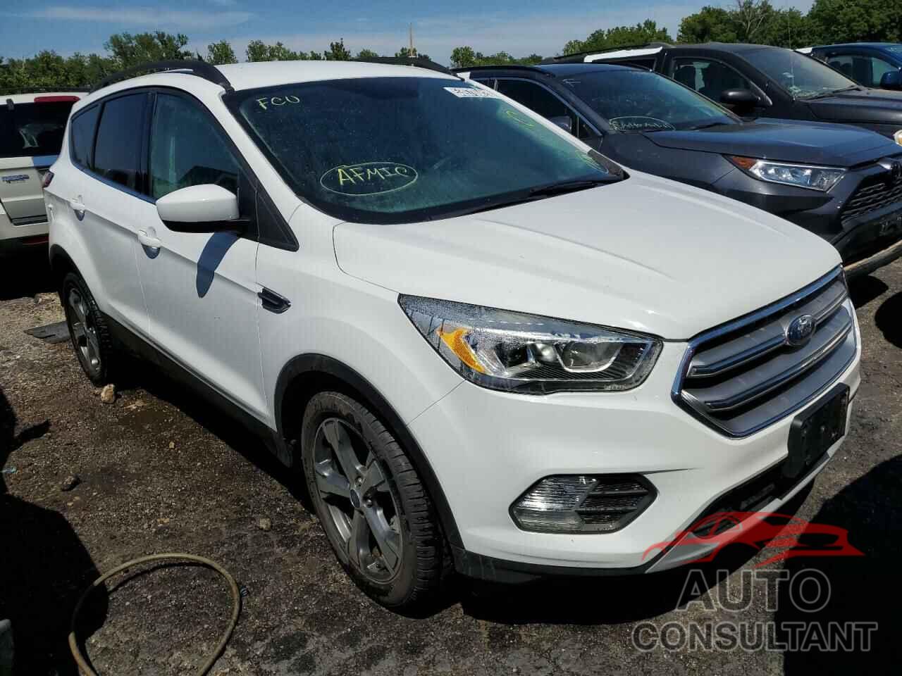 FORD ESCAPE 2017 - 1FMCU0GD0HUC49778
