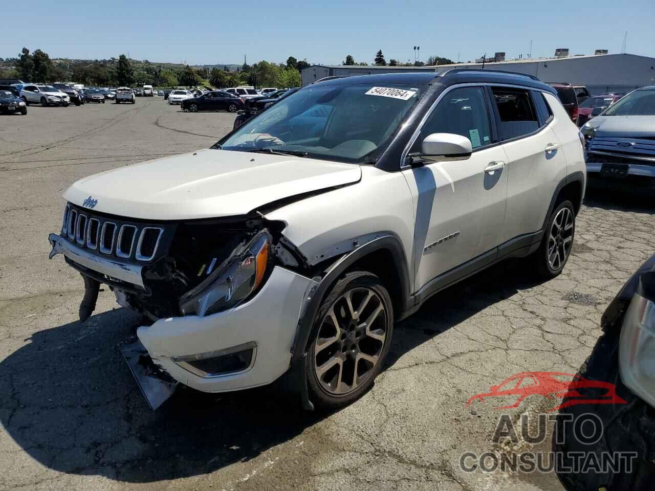 JEEP COMPASS 2018 - 3C4NJDCB5JT131341