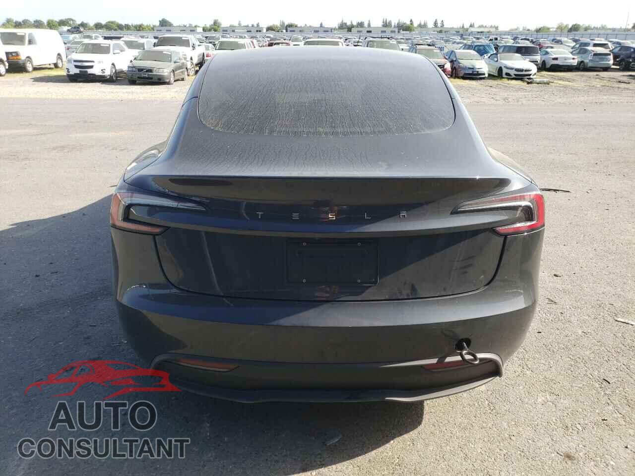TESLA MODEL 3 2024 - 5YJ3E1EA9RF859401