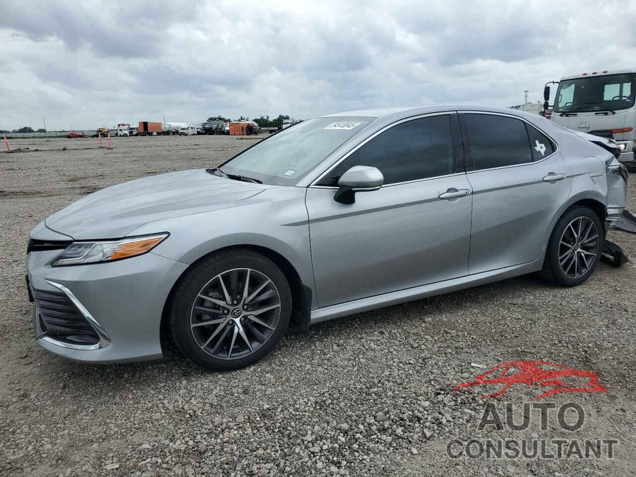 TOYOTA CAMRY 2021 - 4T1F11AK7MU559858