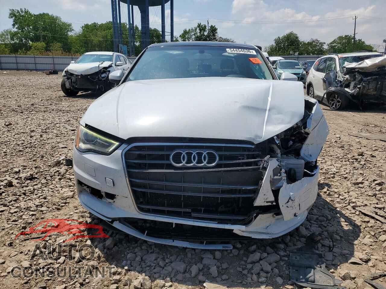 AUDI A3 2015 - WAUACGFF8F1010632