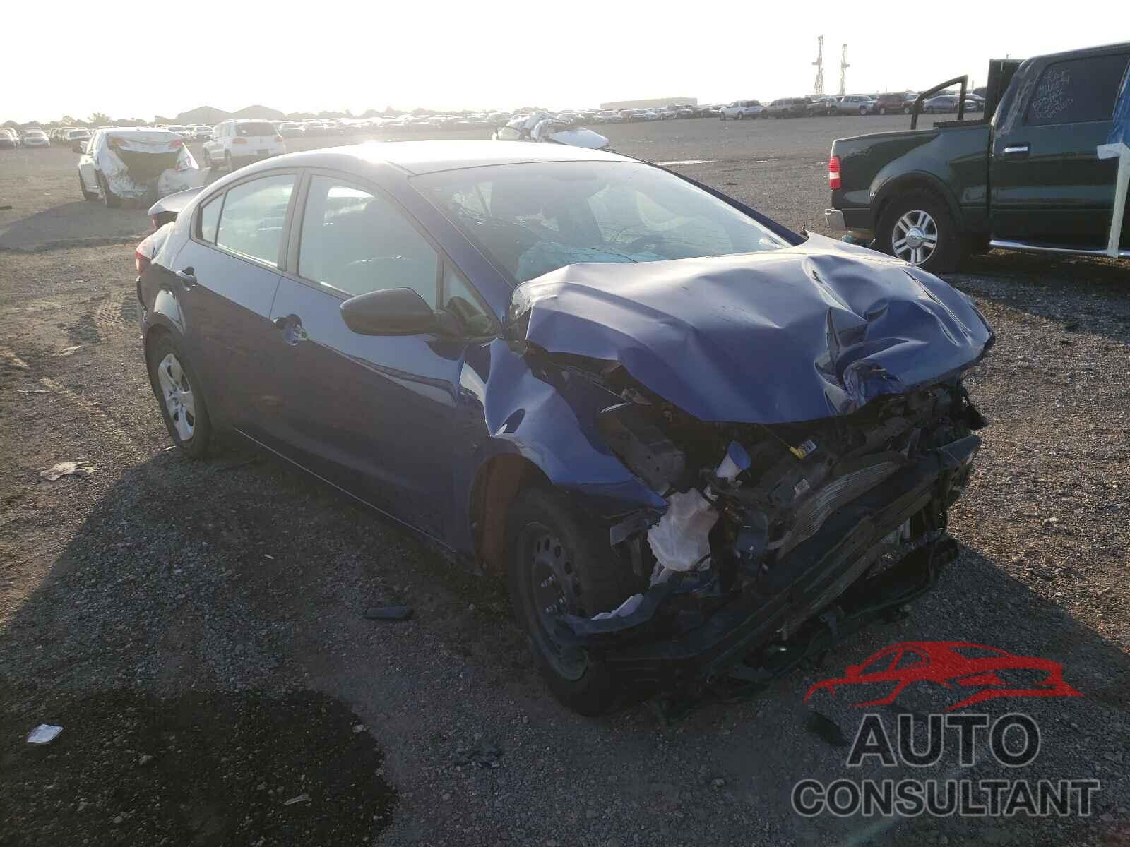 KIA FORTE 2018 - 3KPFK4A77JE181856