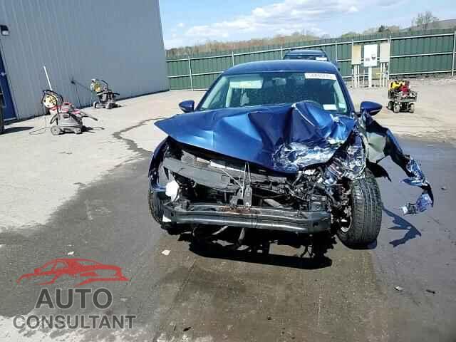 VOLKSWAGEN PASSAT 2016 - 1VWAT7A35GC011014
