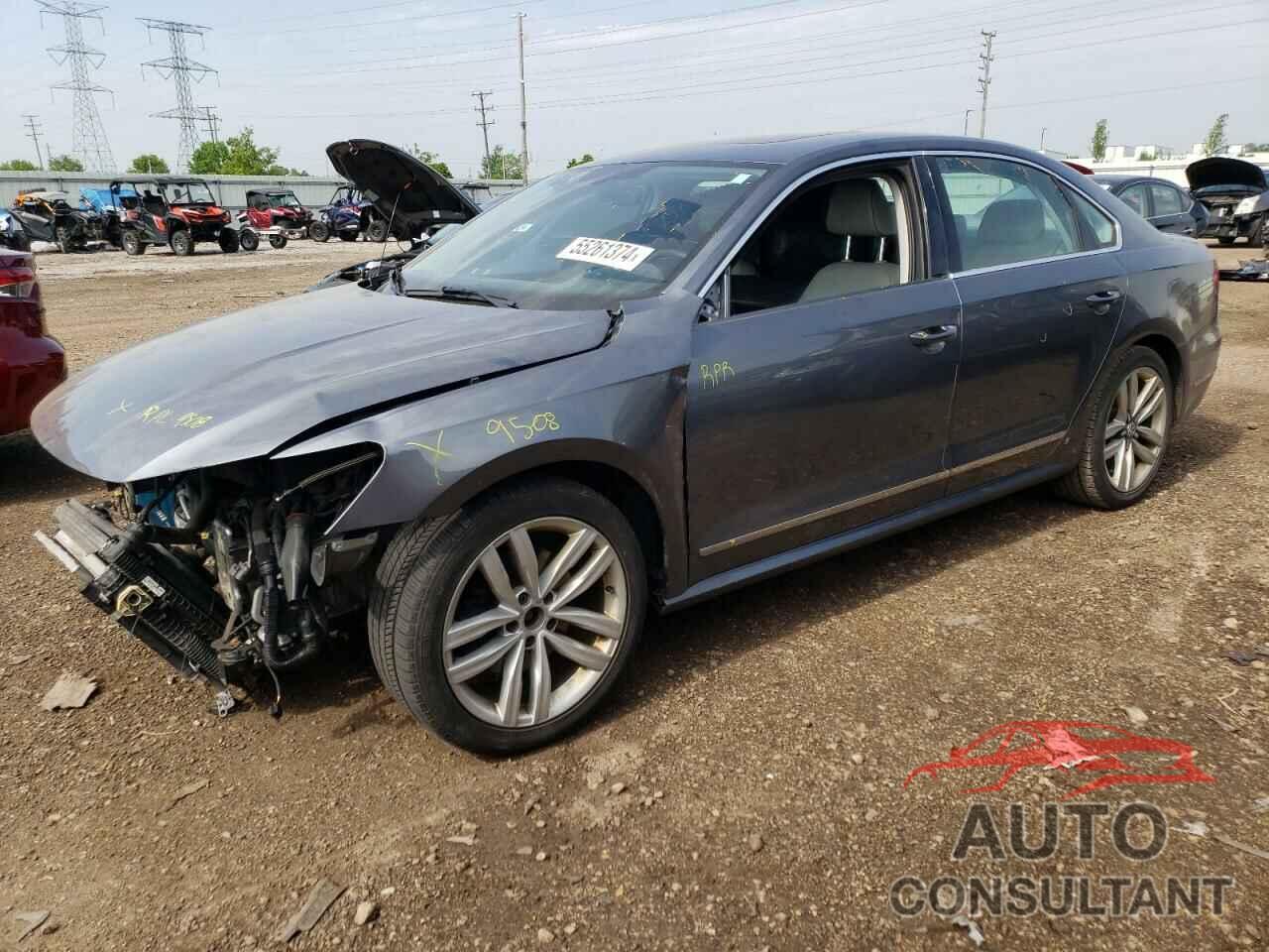 VOLKSWAGEN PASSAT 2017 - 1VWGT7A38HC034122