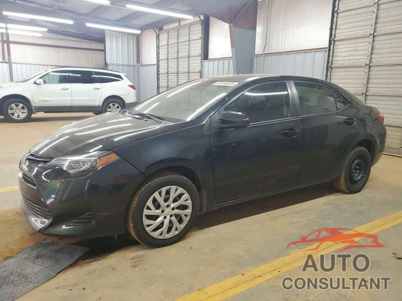 TOYOTA COROLLA 2018 - 5YFBURHE1JP745249