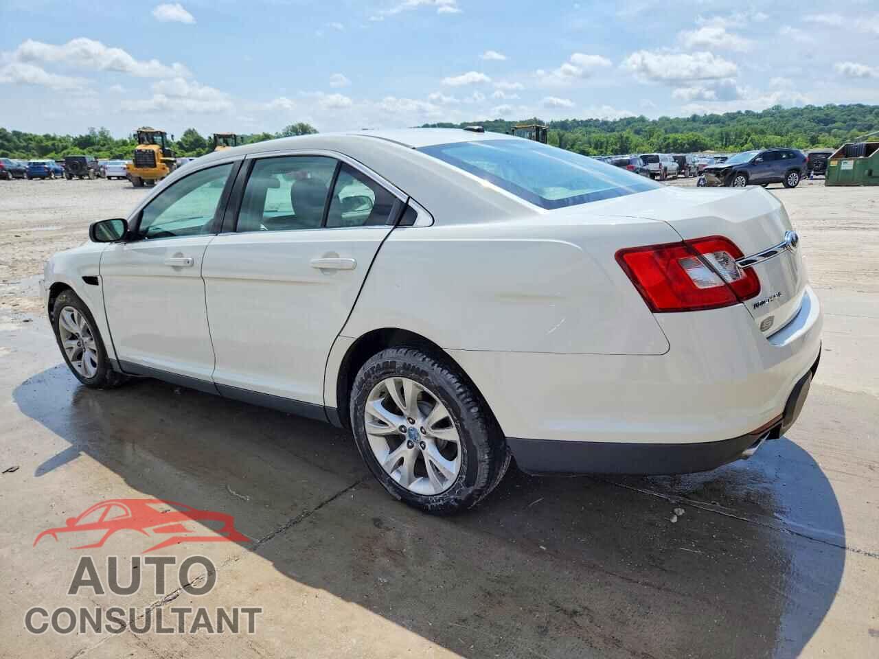 FORD TAURUS 2010 - 1FAHP2EW1AG119634
