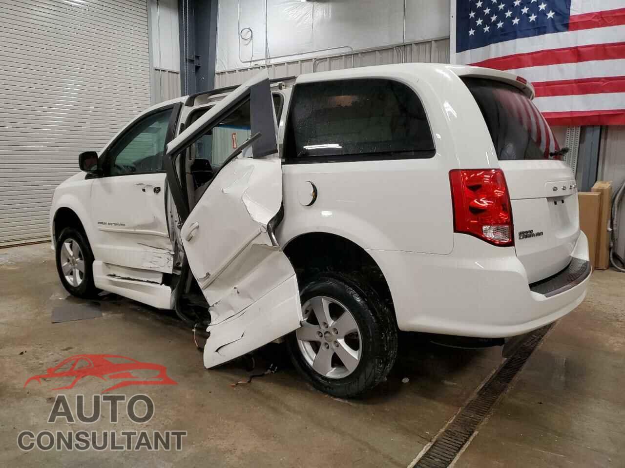 DODGE CARAVAN 2013 - 2C4RDGBG7DR650194
