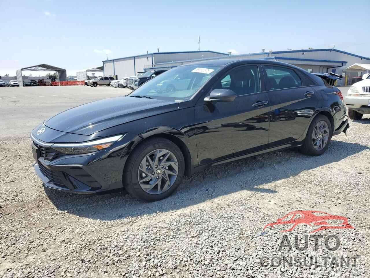 HYUNDAI ELANTRA 2024 - KMHLM4DJ9RU102796