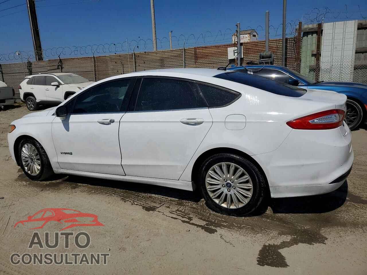 FORD FUSION 2013 - 3FA6P0LU0DR229259