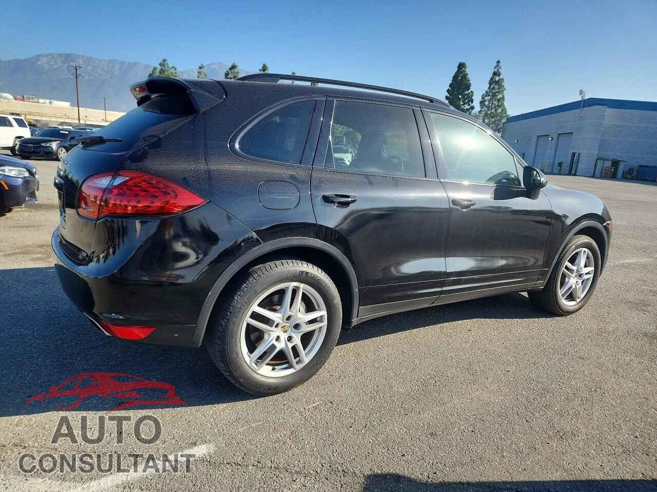 PORSCHE CAYENNE 2011 - WP1AB2A28BLA55063