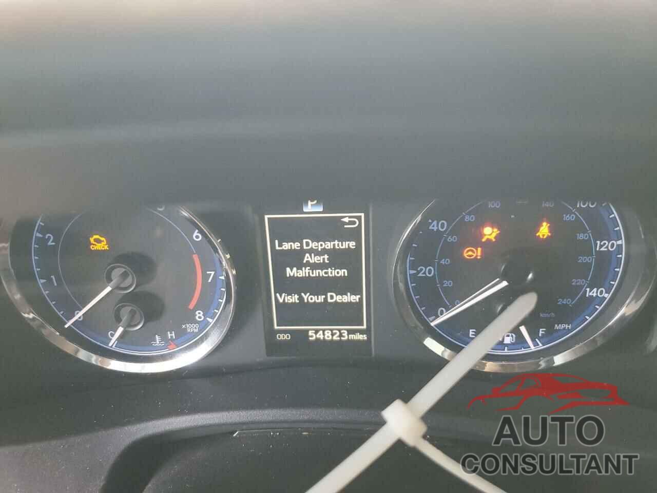 TOYOTA COROLLA 2018 - 2T1BURHE6JC112701