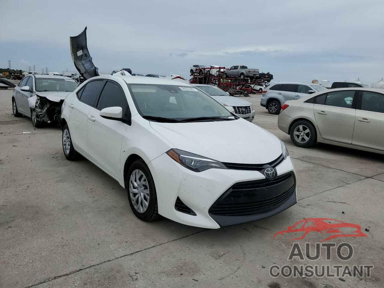 TOYOTA COROLLA 2018 - 5YFBURHE7JP749595