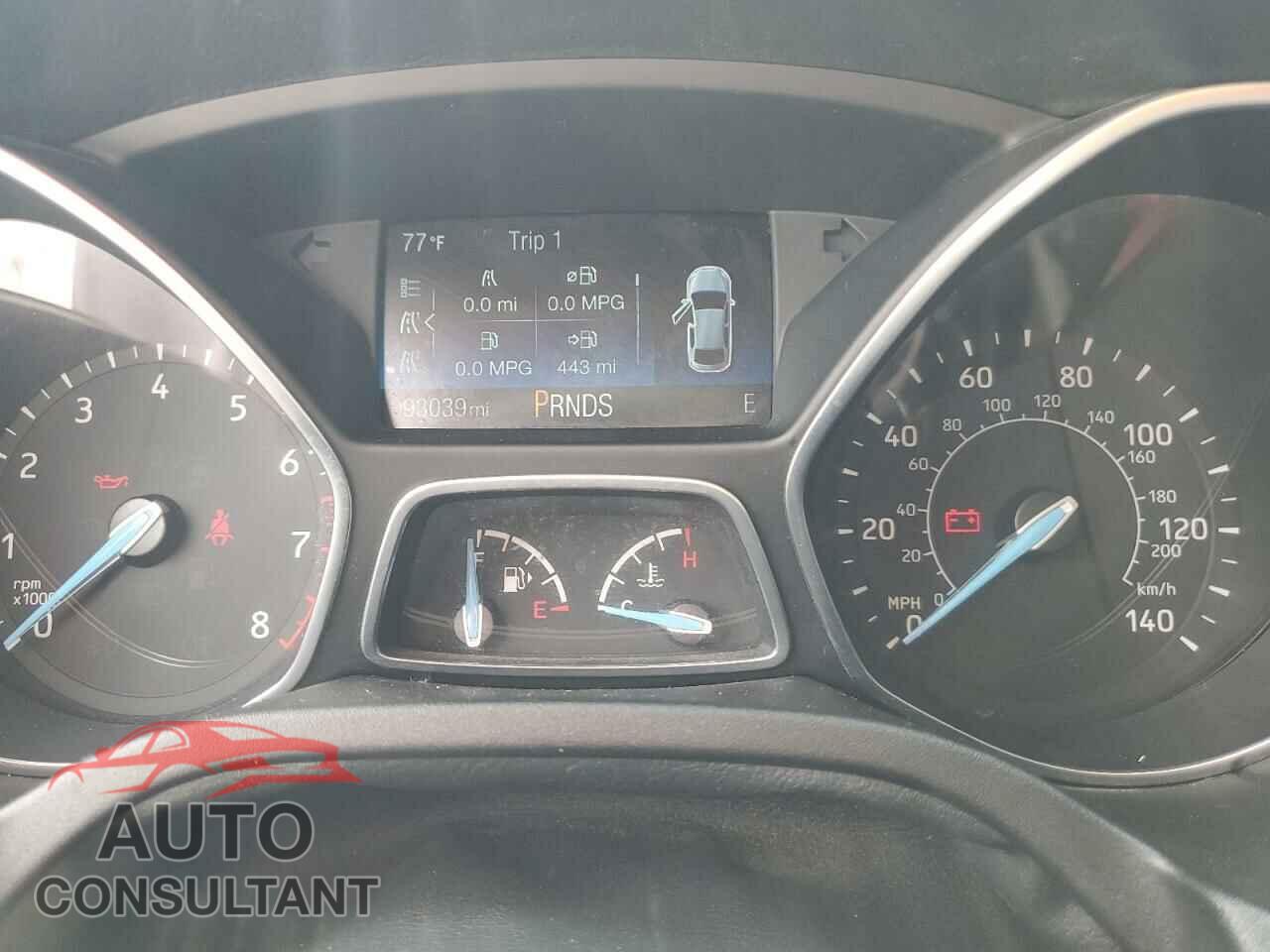 FORD FOCUS 2018 - 1FADP3FE3JL303295