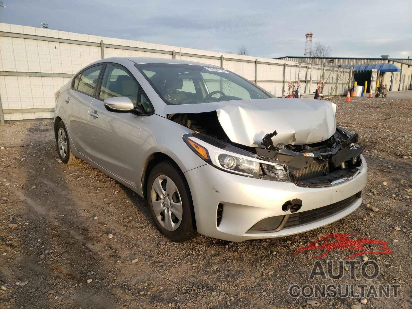 KIA FORTE 2017 - 3KPFL4A70HE057273