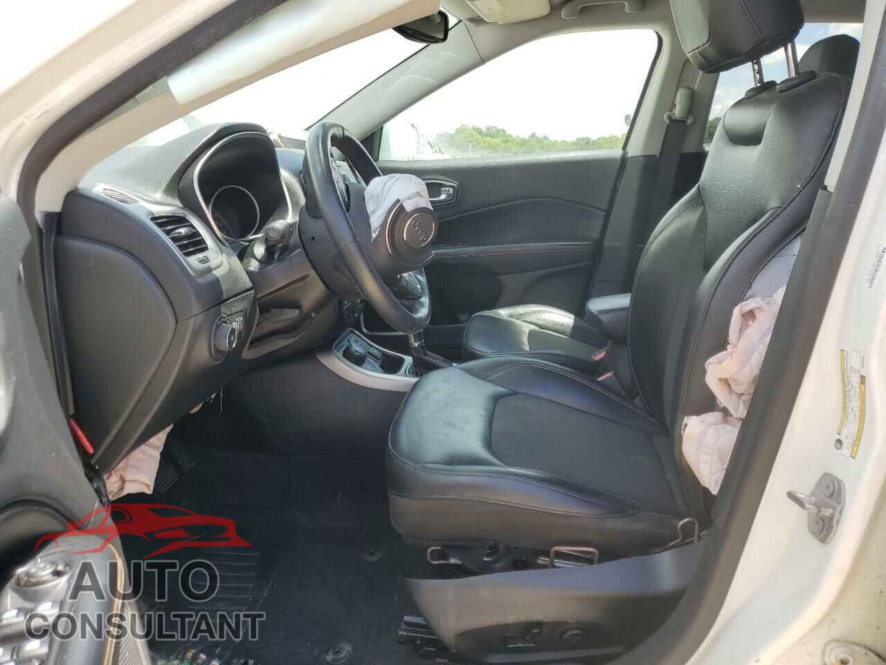 JEEP COMPASS 2018 - 3C4NJDBB5JT256454