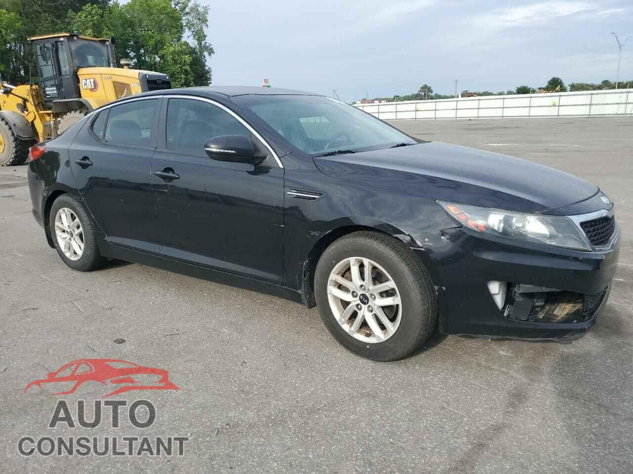 KIA OPTIMA 2011 - KNAGM4A76B5082065