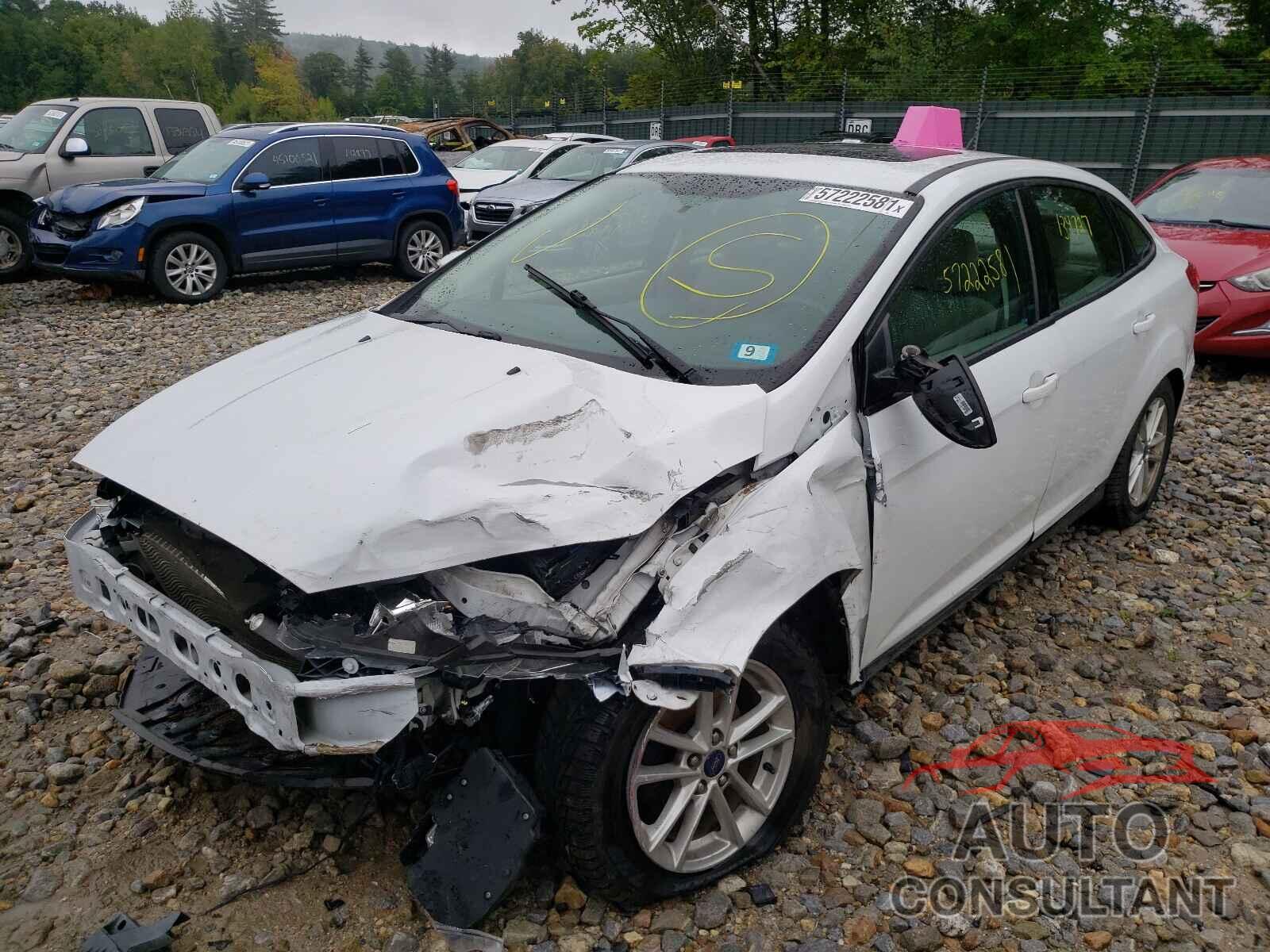 FORD FOCUS 2018 - 1FADP3F23GL339096