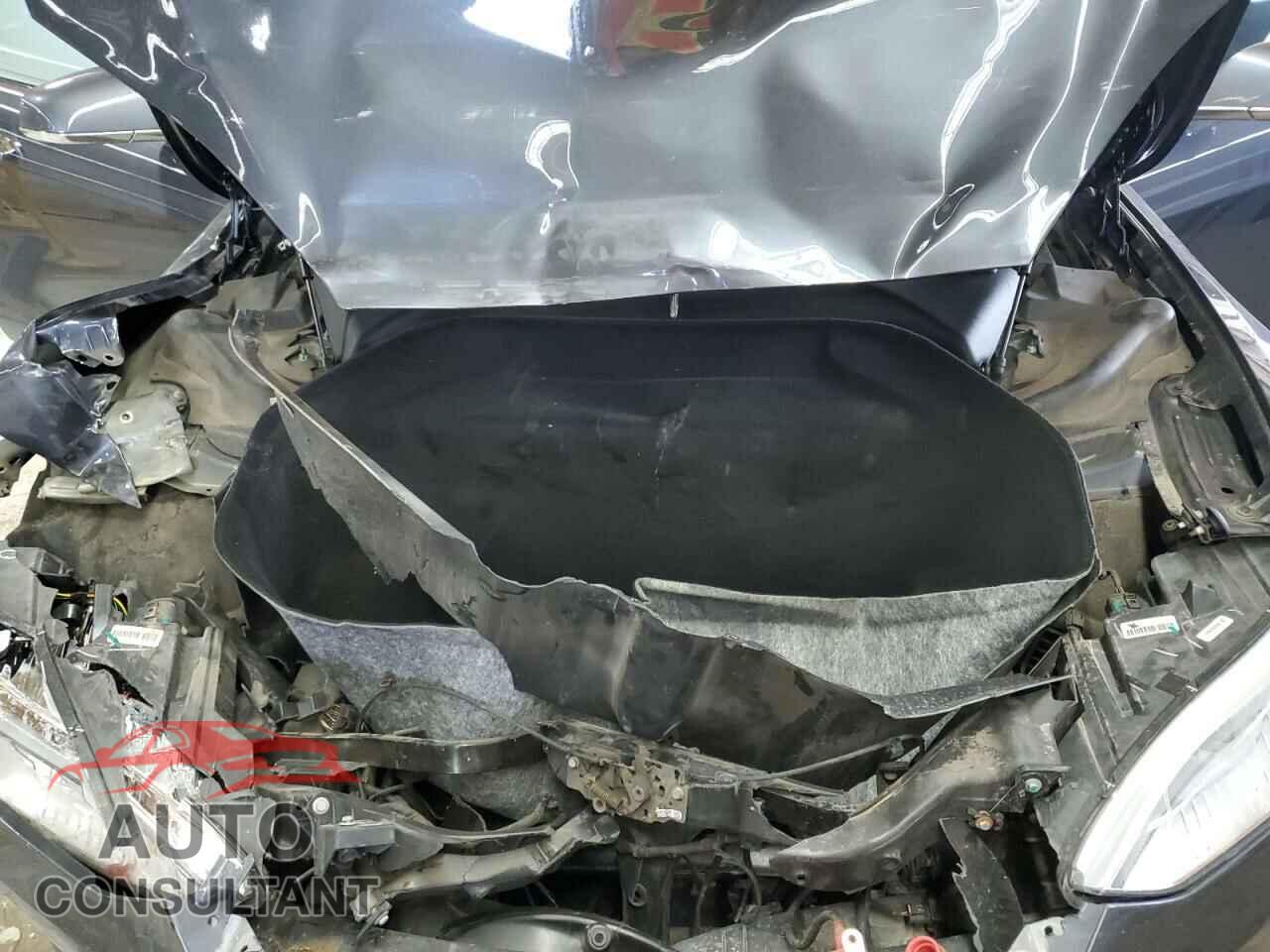 TESLA MODEL S 2015 - 5YJSA1V21FF100253