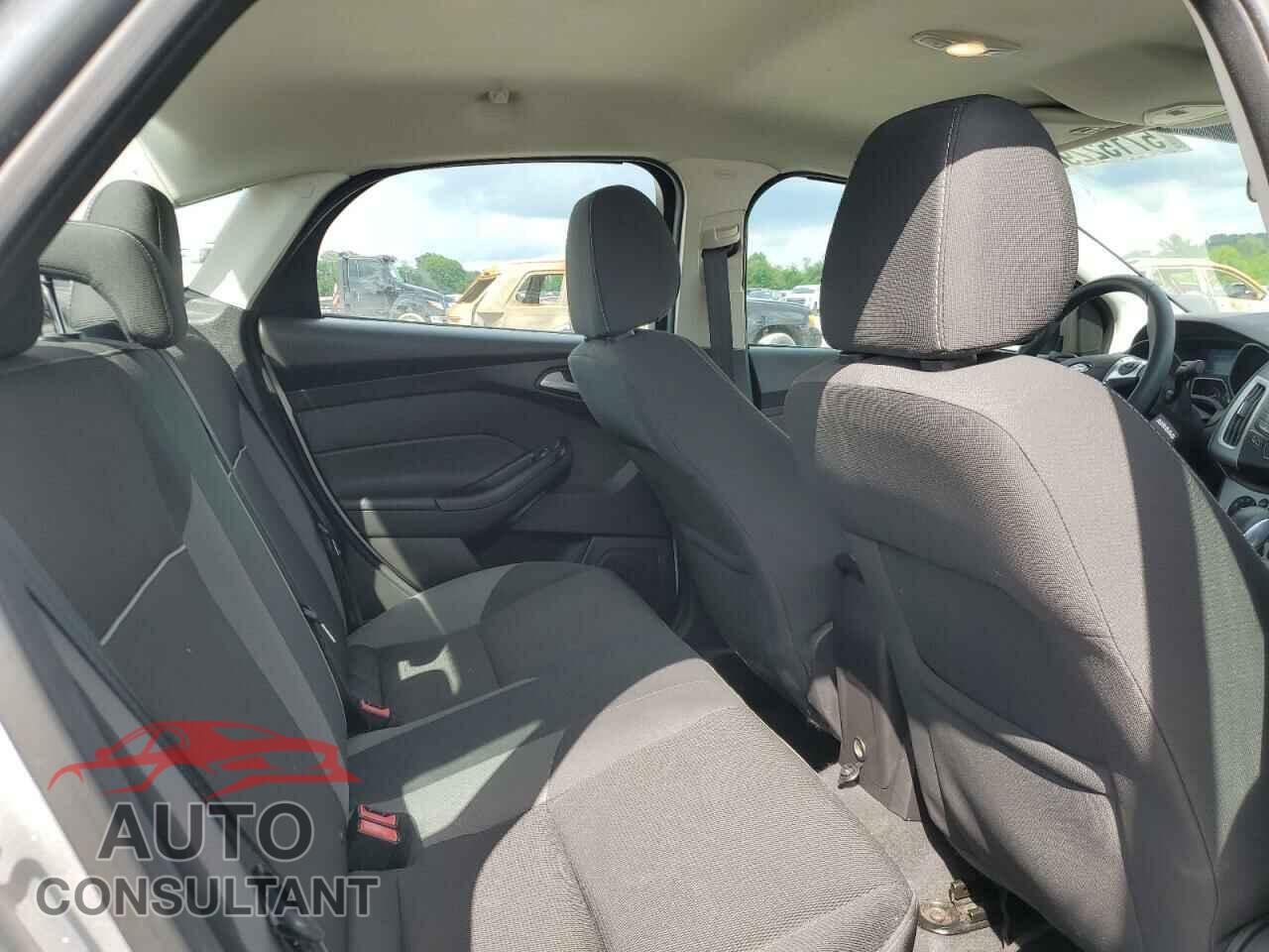 FORD FOCUS 2014 - 1FADP3F21EL415606