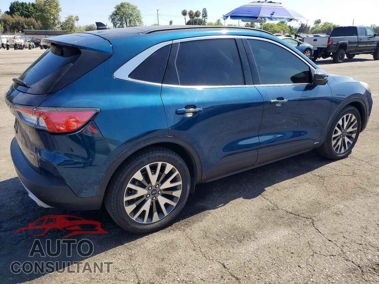 FORD ESCAPE 2020 - 1FMCU0DZXLUA57180
