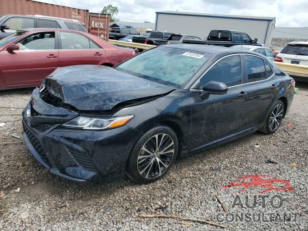 TOYOTA CAMRY 2018 - 4T1B11HKXJU532699