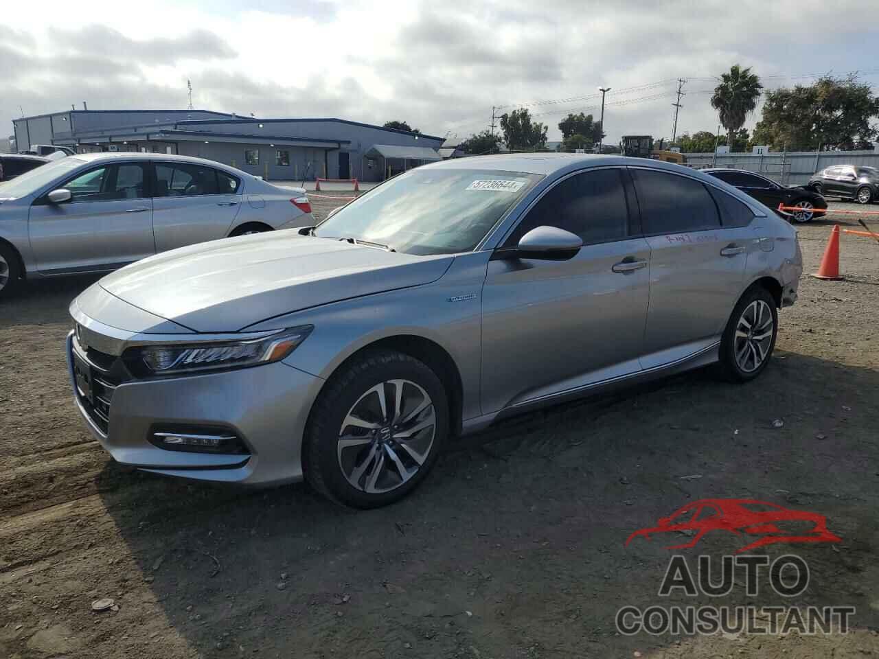 HONDA ACCORD 2018 - 1HGCV3F51JA013971