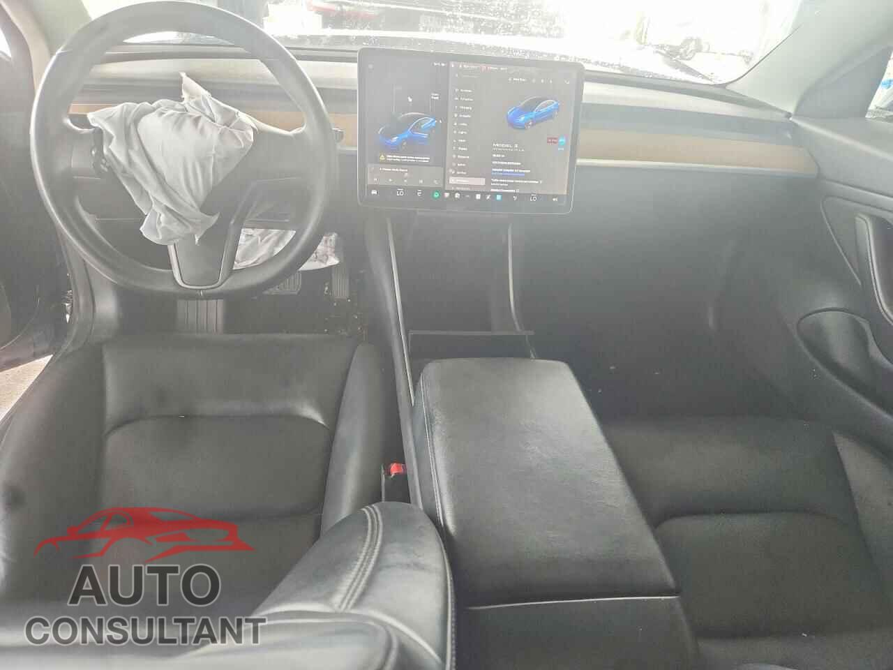 TESLA MODEL 3 2019 - 5YJ3E1EA8KF310200