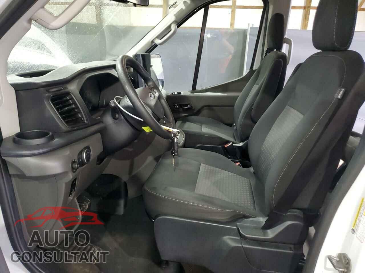 FORD TRANSIT 2023 - 1FBAX2C84PKA94044