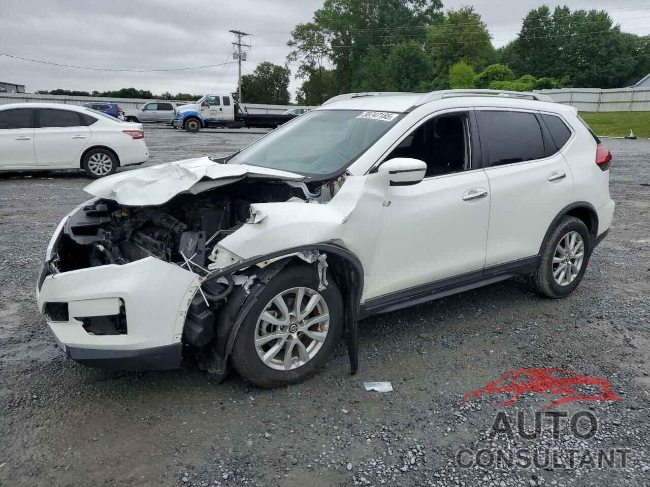 NISSAN ROGUE 2017 - KNMAT2MT4HP601278