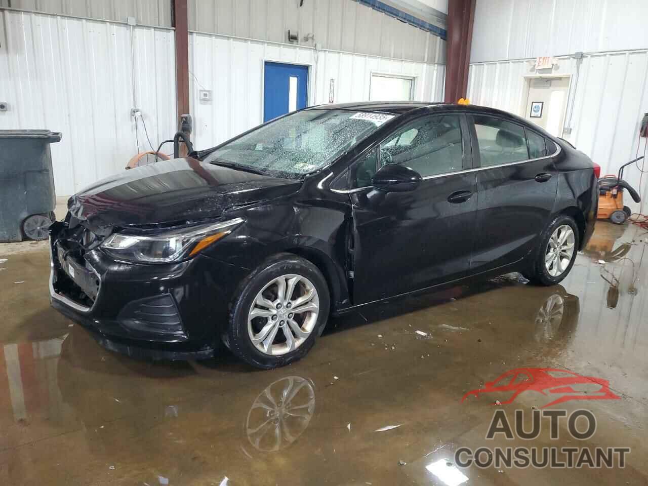 CHEVROLET CRUZE 2019 - 1G1BE5SM5K7118412