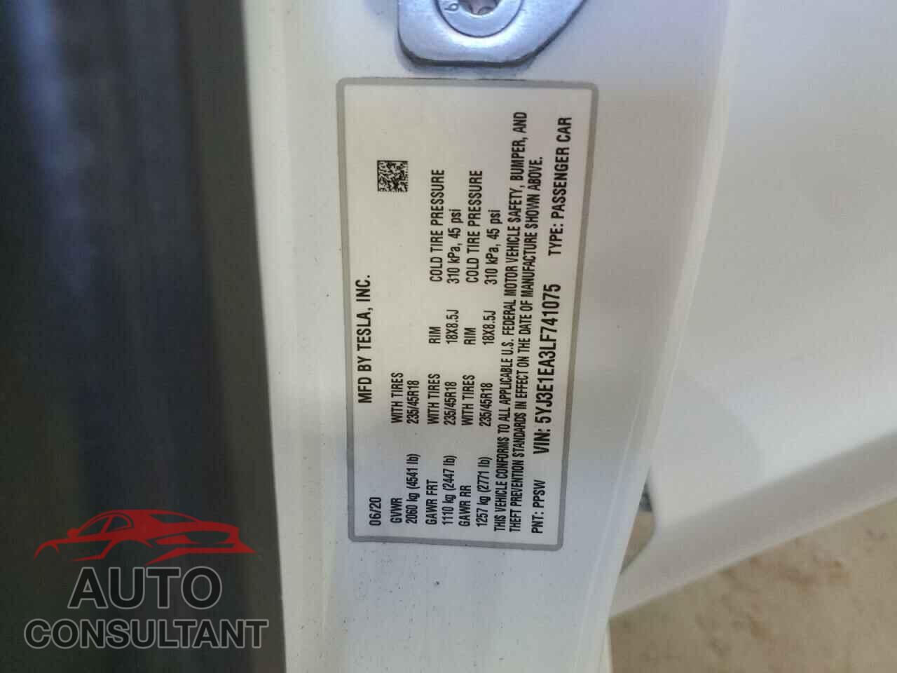TESLA MODEL 3 2020 - 5YJ3E1EA3LF741075