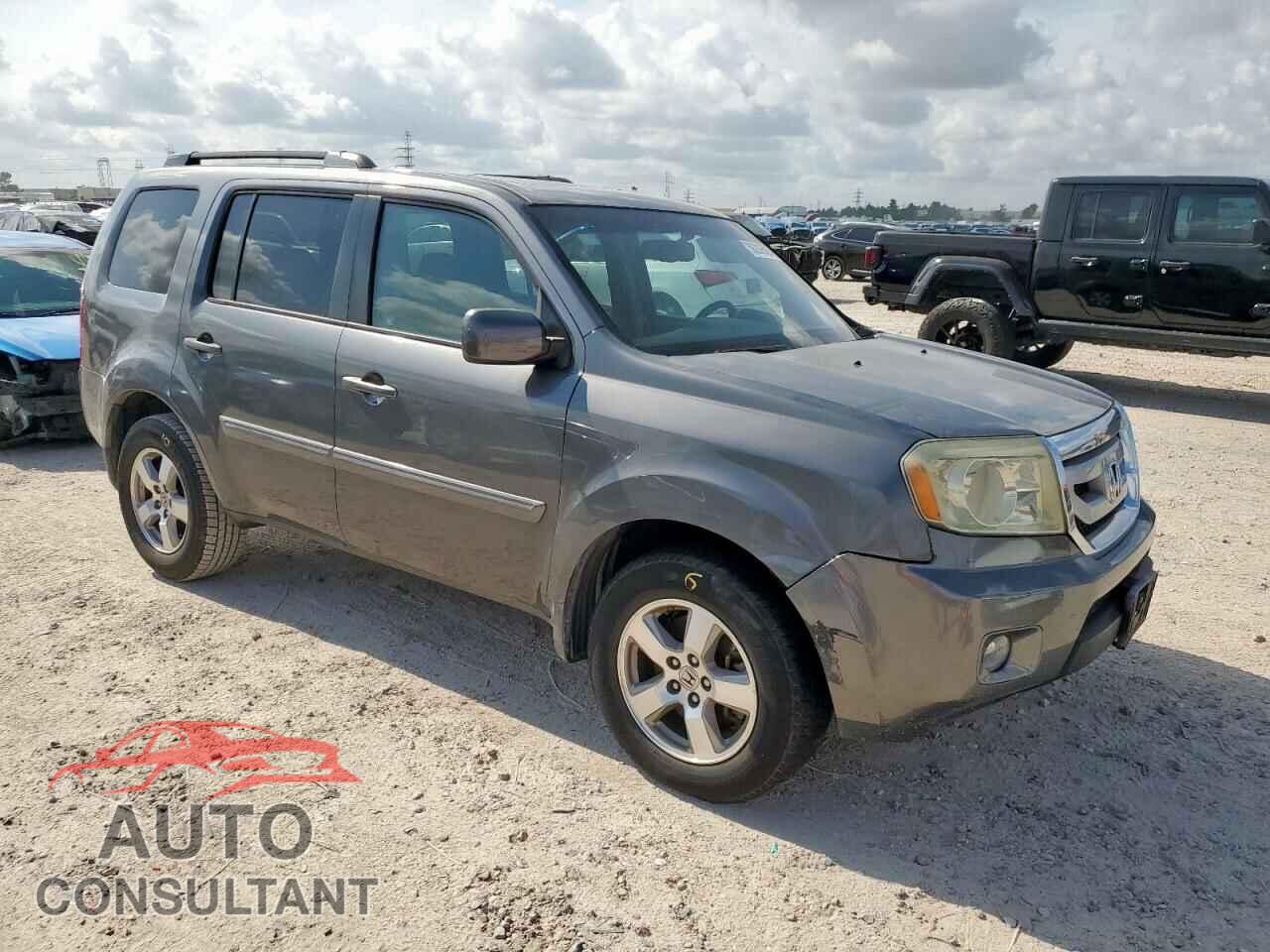 HONDA PILOT 2011 - 5FNYF3H58BB013425