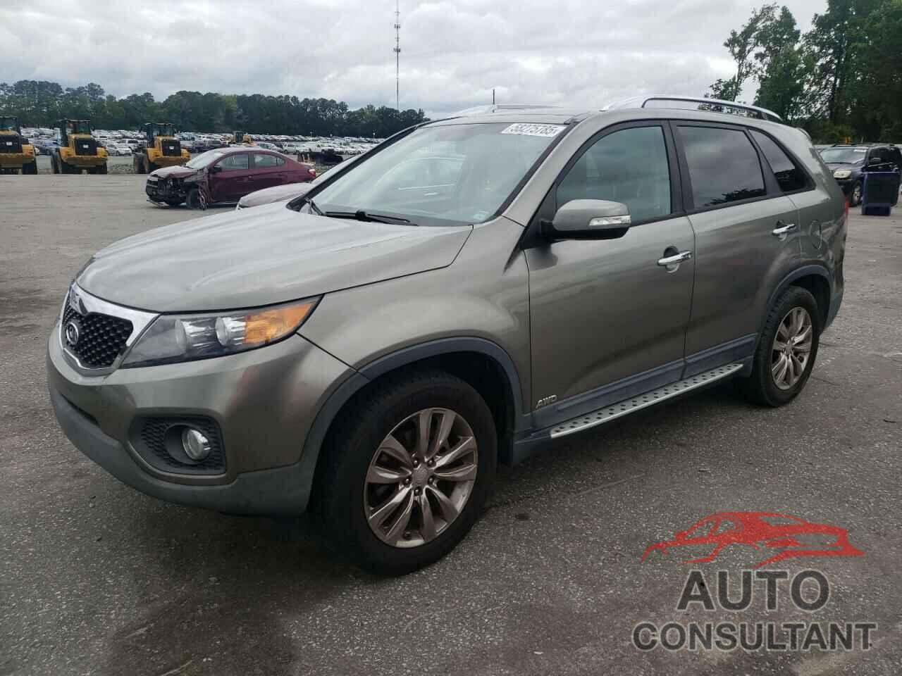 KIA SORENTO 2011 - 5XYKUDA22BG176159